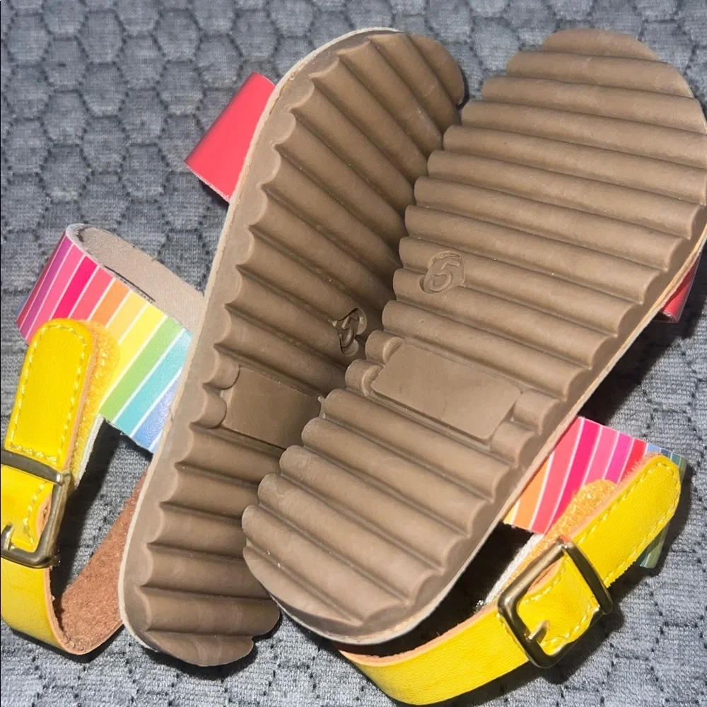 NEW Rainbow Sandals BABY TODDLER size 5 Olive and Edie